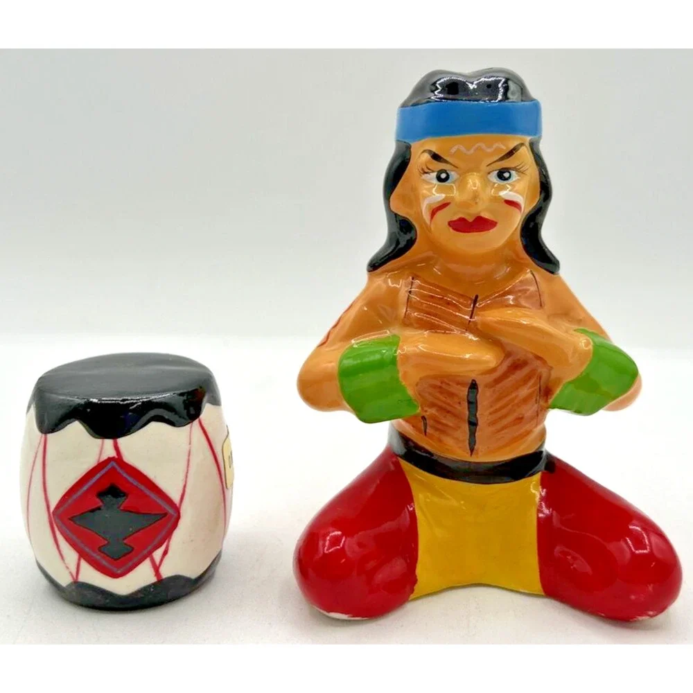 Vintage‎ Retro Salt and Pepper Shakers Wales Native American Man & Drum U260/37